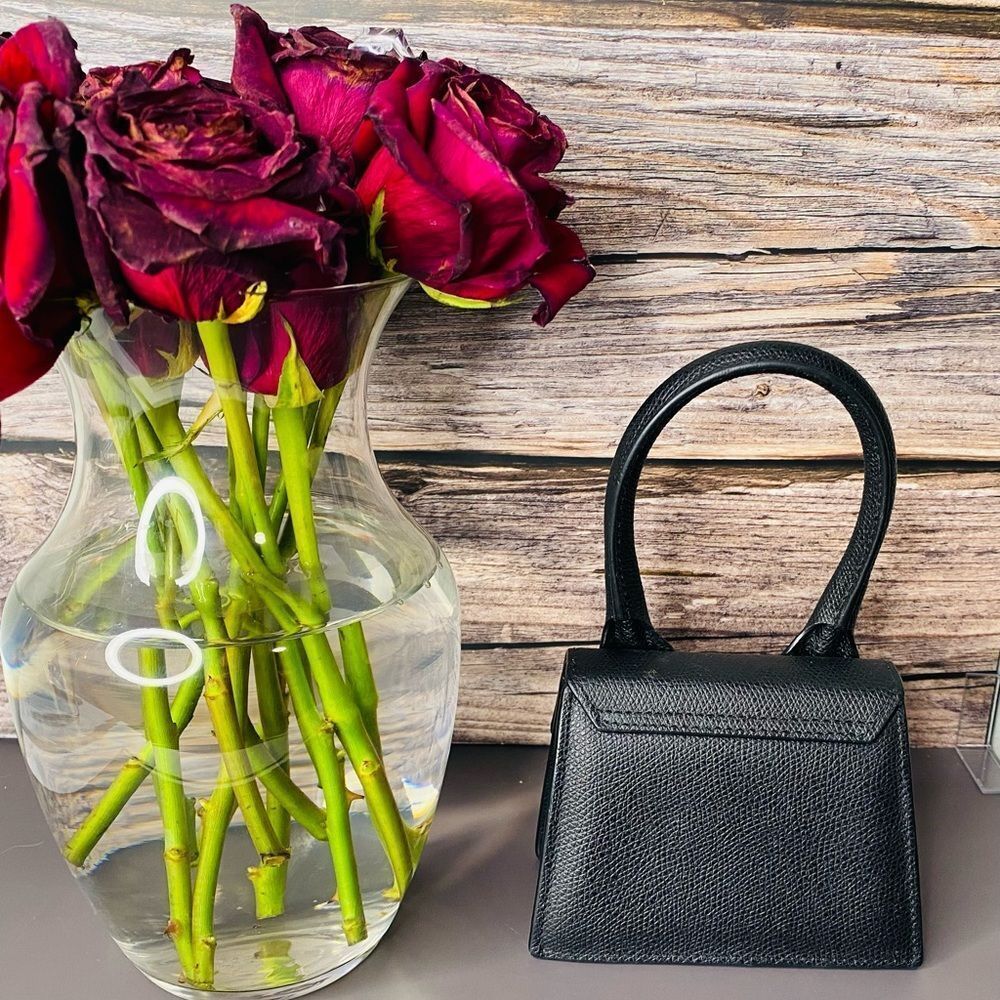 Jacquemus Mini Le Chiquito in Black Leather with Certificate of Authenticity - Picture 4 of 16